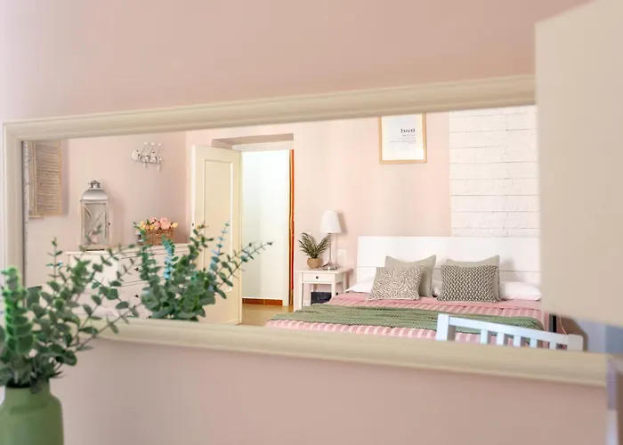 Florje House *
